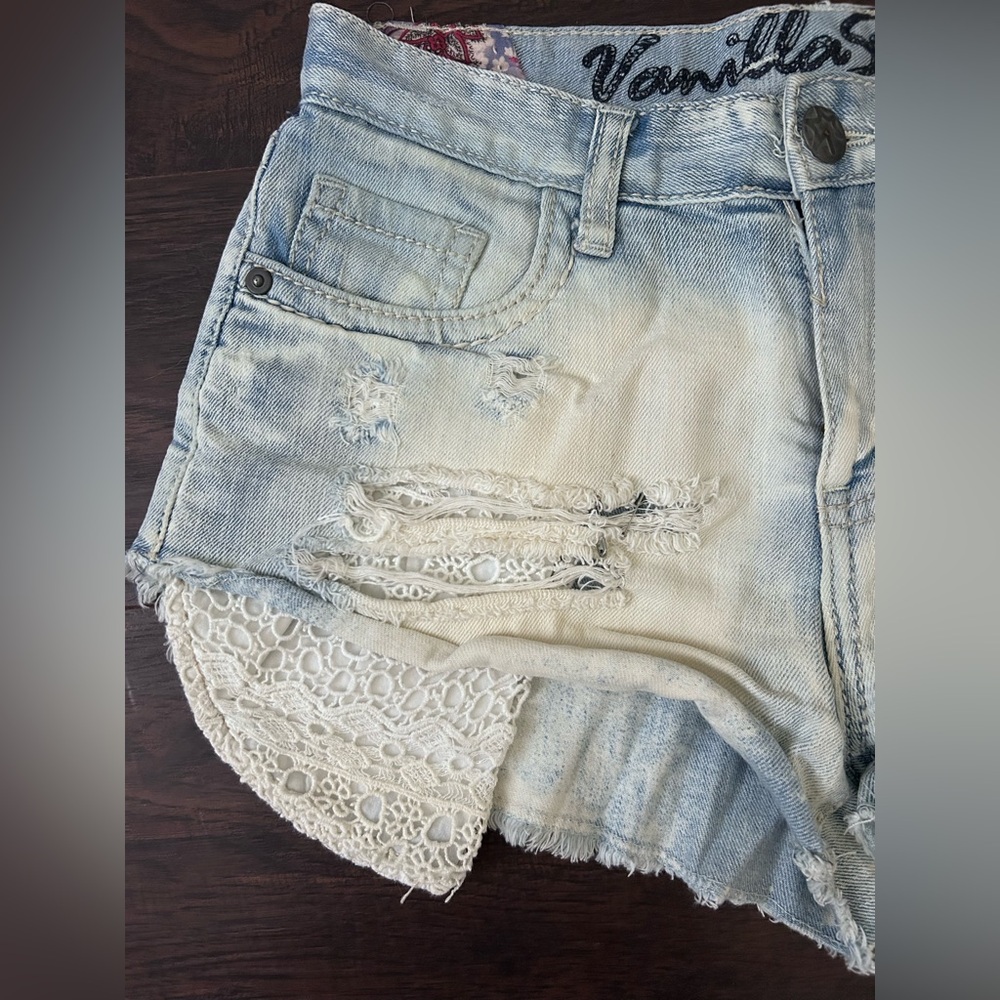 Vanilla Star Light Blue Distressed Denim Lace-Trim Shorts - Picture 5 of 7